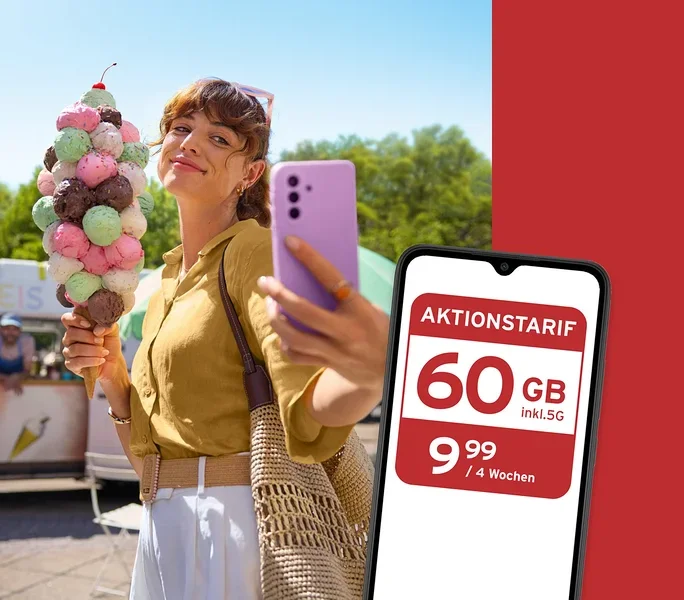 Eine lächelnde Frau hält eine riesige Eistüte mit vielen bunten Kugeln und macht ein Selfie mit einem lila Smartphone. Im Hintergrund ein Eiswagen. Rechts ein Smartphone mit einem Angebot: Aktionstarif 60 GB inkl. 5G für 9,99 / 4 Wochen.