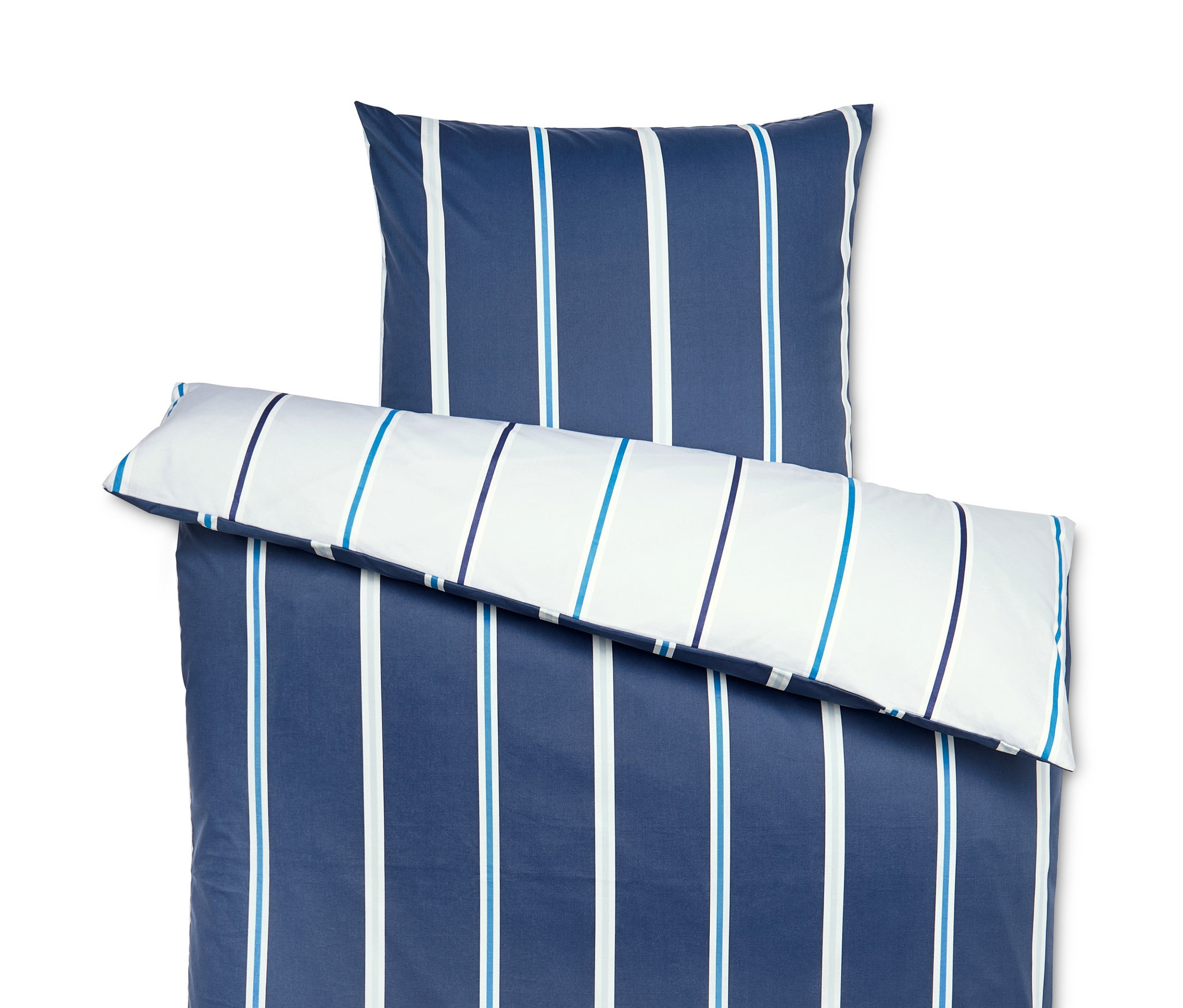 Blau und weiß gestreifte Renforcé-Wendebettwäsche.