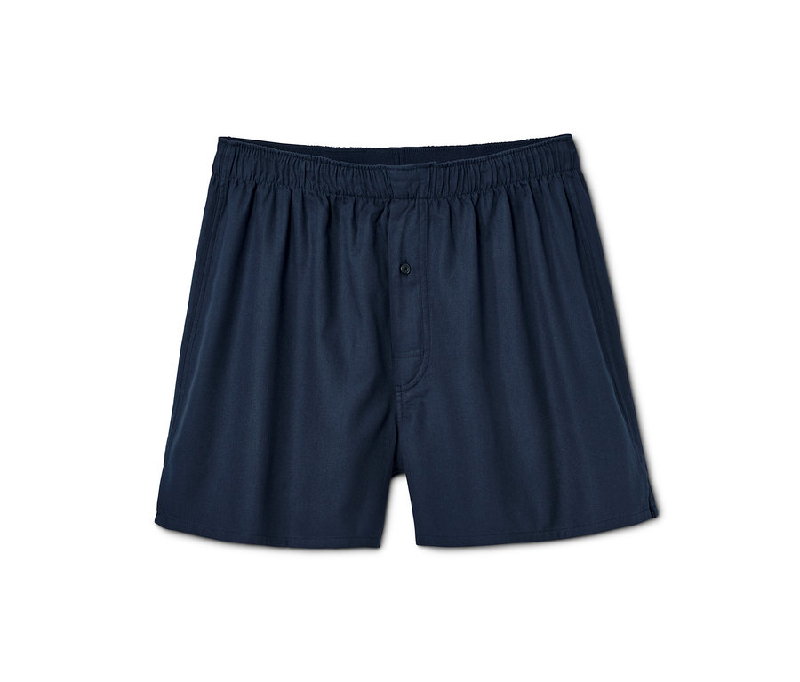 Eine blaue Flanell-Boxershorts.