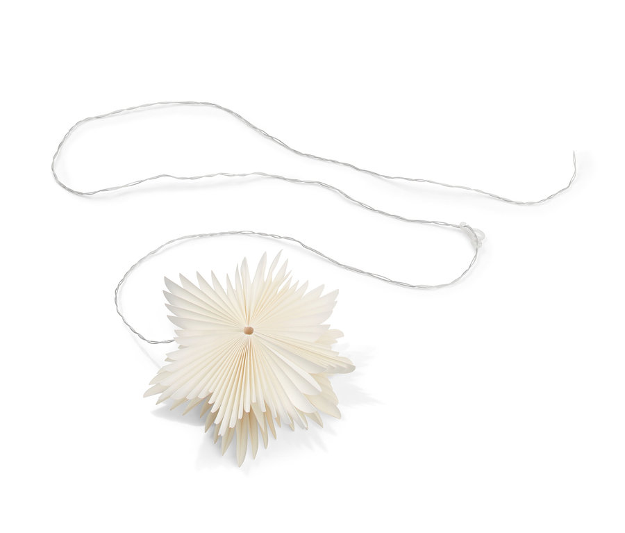 Kleiner LED-Papierstern mit Schnur auf weißem Hintergrund.