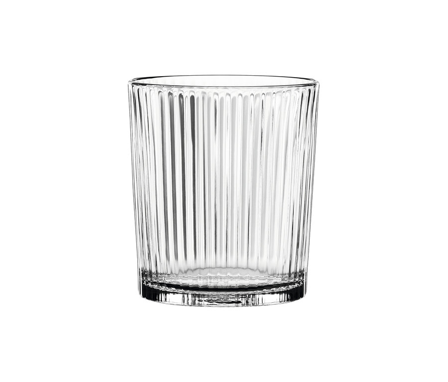 Ein Glas aus dem Nachtmann Aperitivo-Becher, 8er-Set.