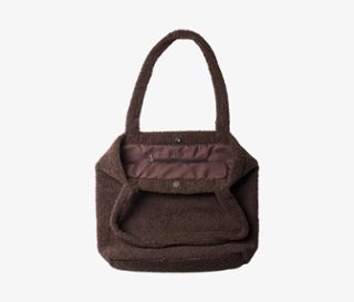 Brauner Shopper aus Teddyfell mit braunem Futter.