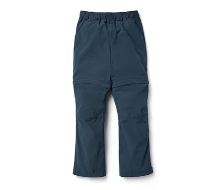 Eine marineblaue Kinder-Funktionshose auf weißem Hintergrund.