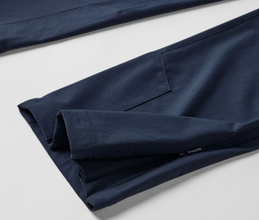 Detailansicht einer Outdoorhose.