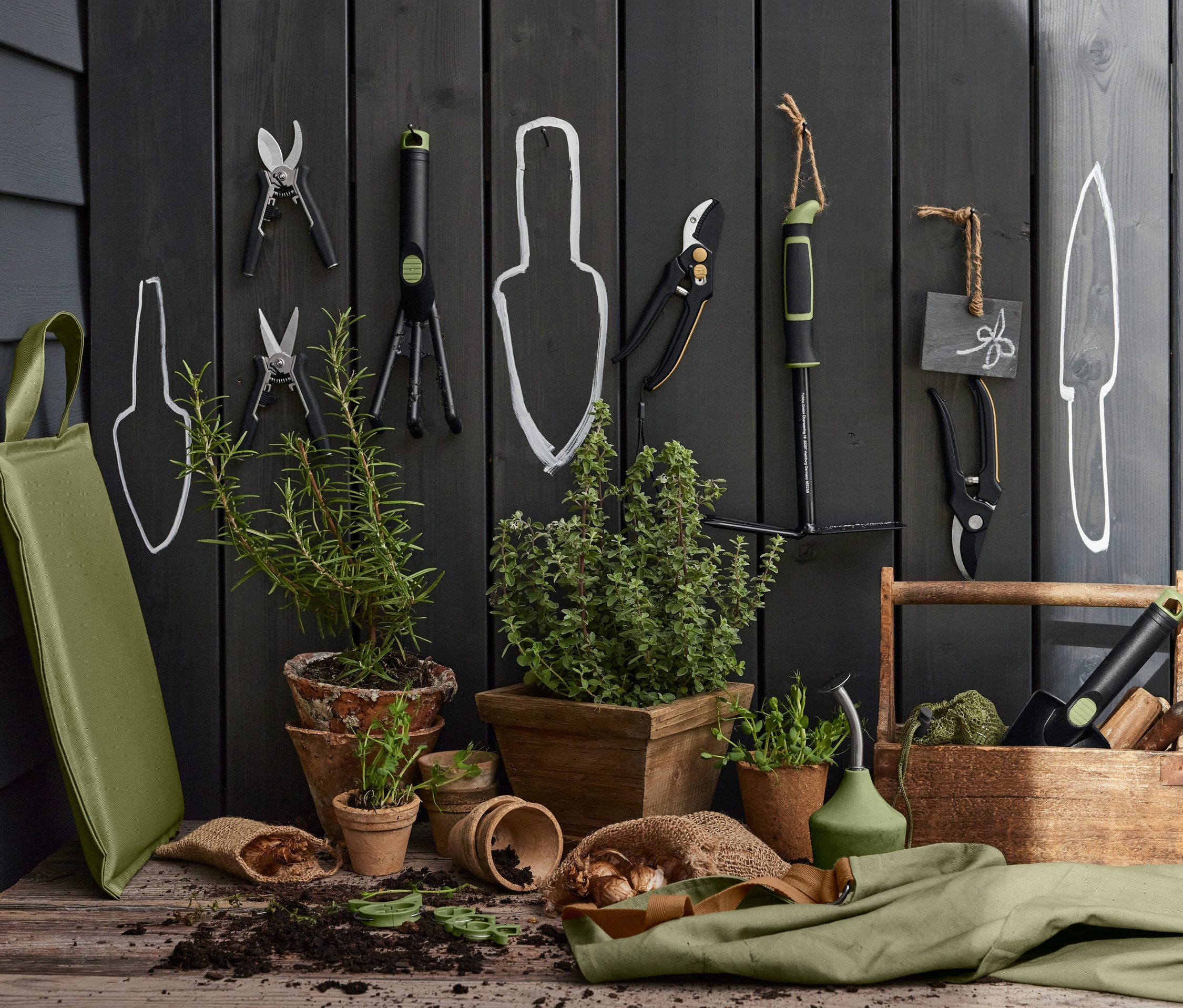 Thumbnail - Tchibo - Gartenwerkzeug-Set - olivgrün