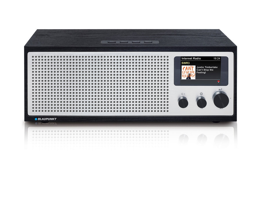 Frontansicht des Blaupunkt Internetradio DAB+ »Napoli« mit Holzrahmen und silberner Lautsprecherabdeckung.