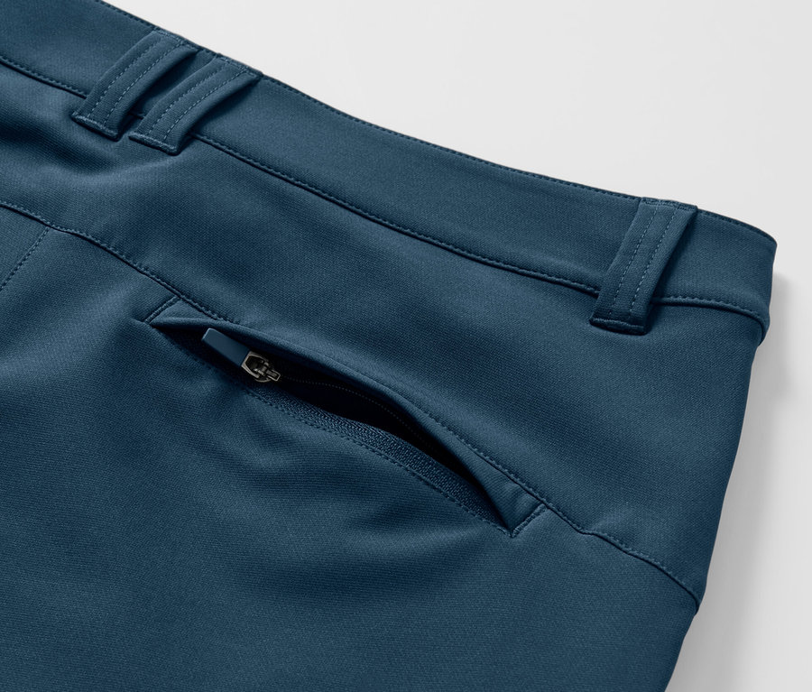 Detail einer Softshellhose.