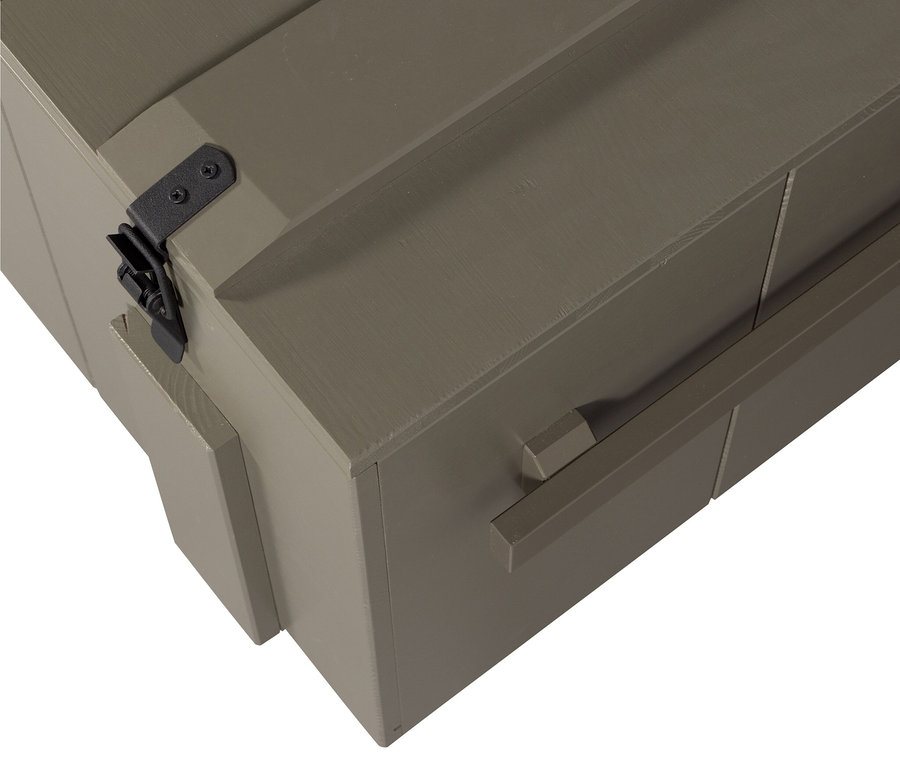 Detailansicht einer braunen Woood Bobby Aufbewahrungskiste aus Kiefernholz.