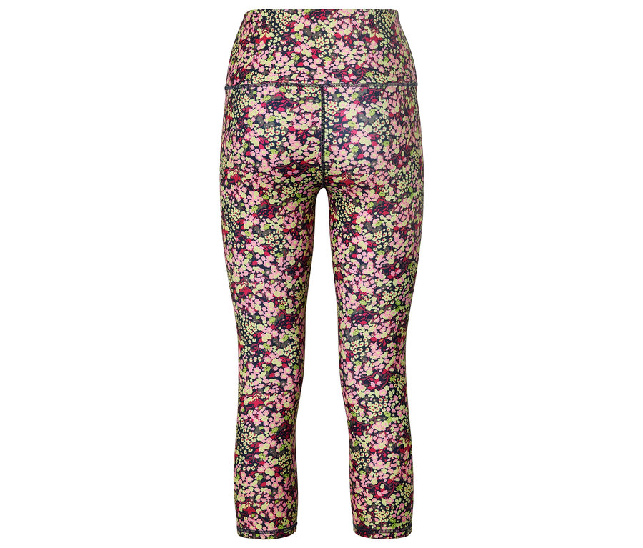 Hose mit Blumenmuster von hinten.