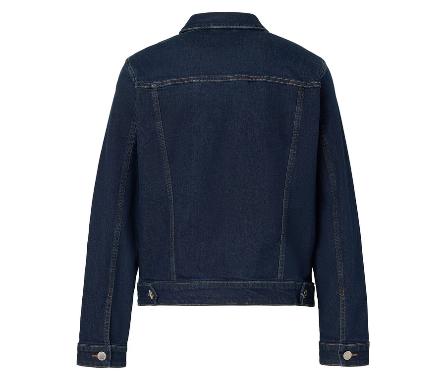 Rückansicht einer dunkelblauen Jeansjacke mit Knöpfen.