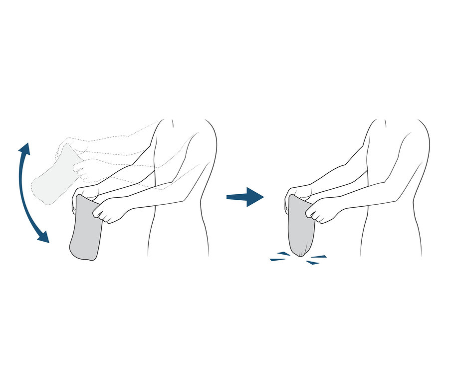 Die Zeichnung zeigt, wie man aus einem Multifunktionsschal und -mütze einen Verschluss formt.