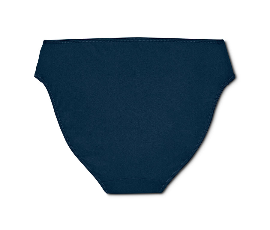 Dunkelblaue 2 Slips auf weißem Hintergrund.