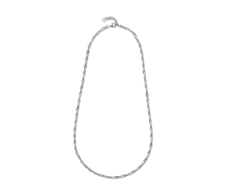 Detailansicht einer 925 Silber Kette Singapur.