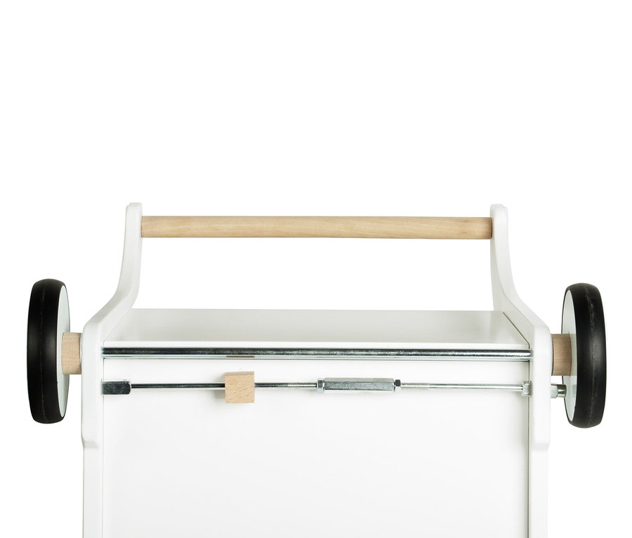 Detailaufnahme der small foot Lauflernwagenbox Elefant.