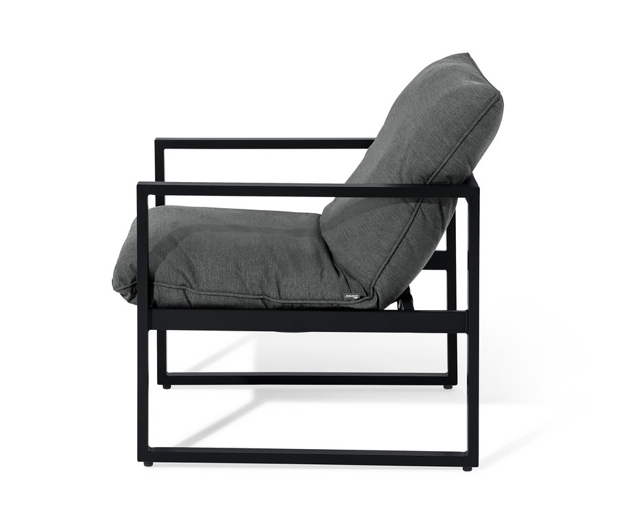 Ein schwarzer Relax-Sessel mit grauem Creacryl®-Allwetterstoff.