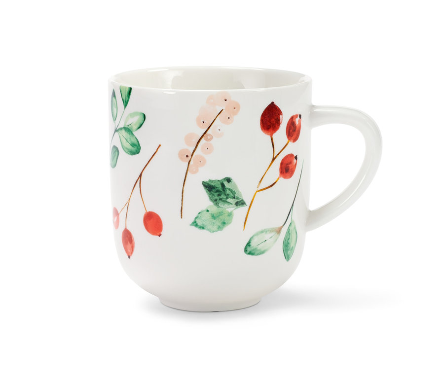 Weißer Jumbobecher mit gemalten Zweigen und roten Beeren.