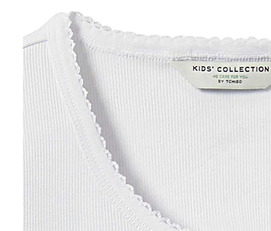 Detailaufnahme eines Kinder-Ripp-Pyjamas.