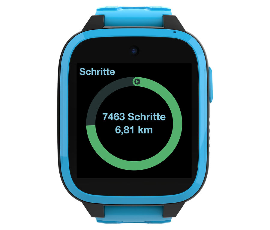 Nahaufnahme einer blauen Kinderuhr Xplora XGO3, die Schritte und Entfernung anzeigt.