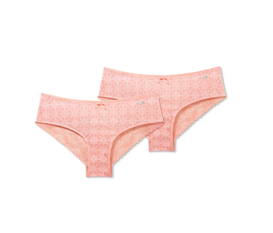 Zwei pfirsichfarbene Brazilslips mit Blumenmuster und Spitze.