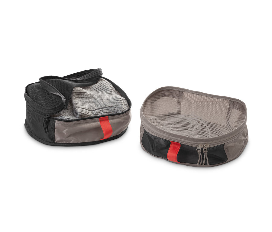 Zwei Rucksack-Organizer: einer schwarz mit grauem Pullover, der andere grau mit weißen Schnüren.