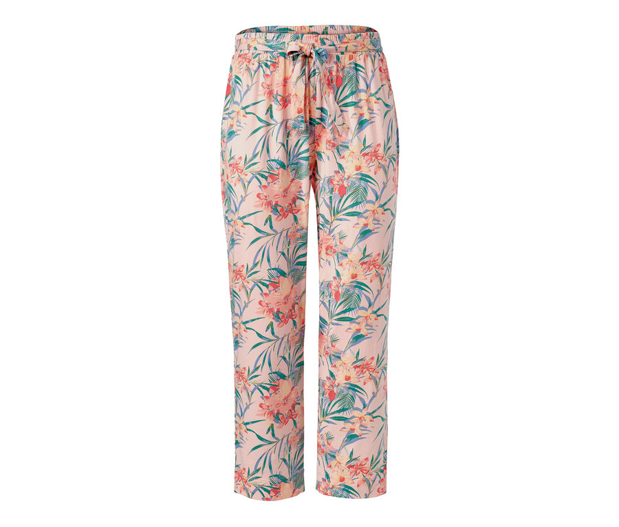 Rosa Relaxhose mit Blumenmuster.