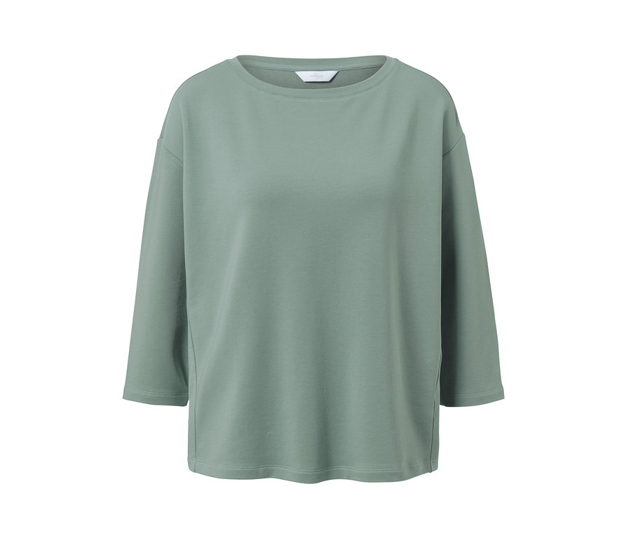 Ein grüner Loungewear-Anzug mit langen Ärmeln.