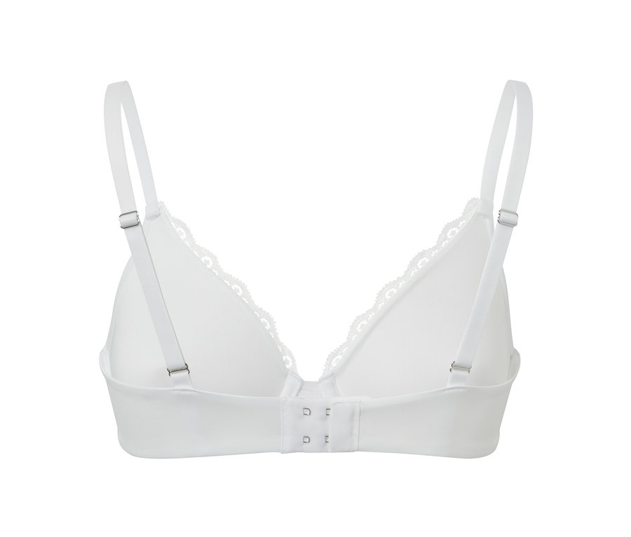 Detailansicht von der Rückseite eines weißen Bügel-BHs.