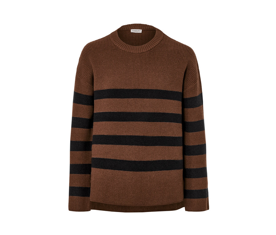 Ein braun-gestreifter Strickpullover.