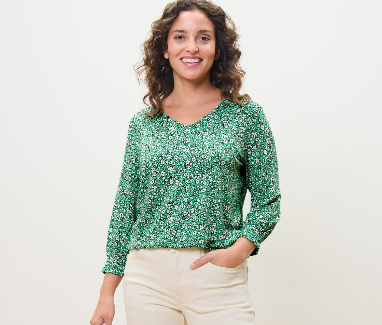 Thumbnail - Tchibo - Bedrucktes Blusenshirt - Damen - Gr. XL - creme/print