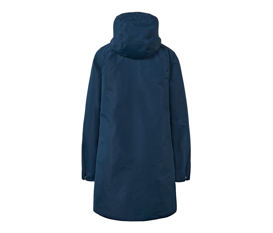 Rückansicht einer marineblauen 3-in-1-Regenjacke.