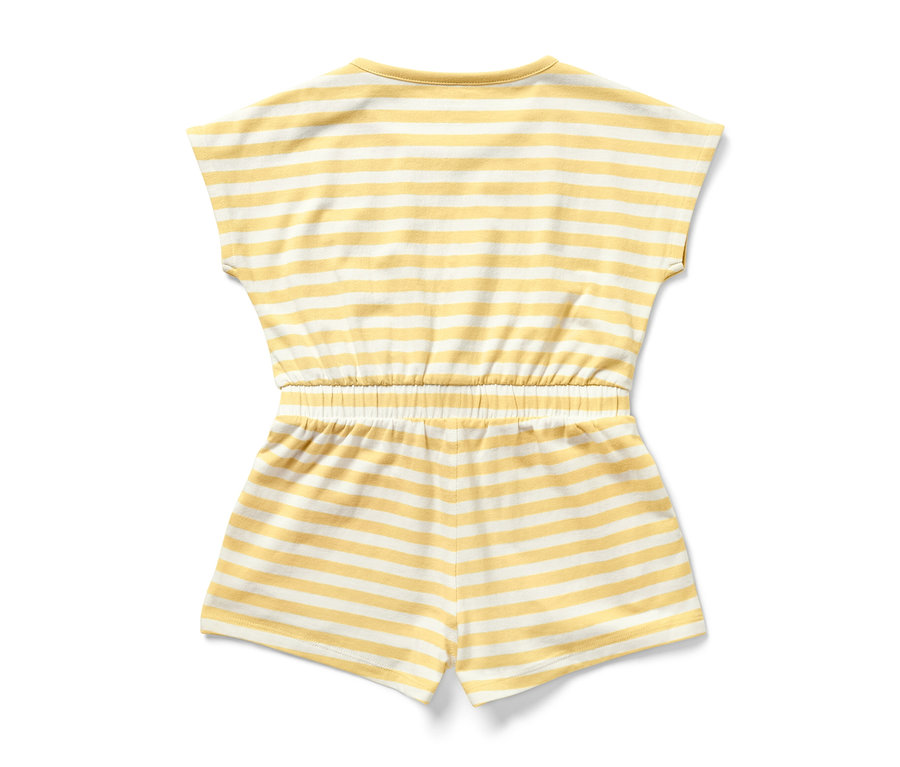 Ein Kinder-Jumpsuit mit gelben und weißen Streifen.