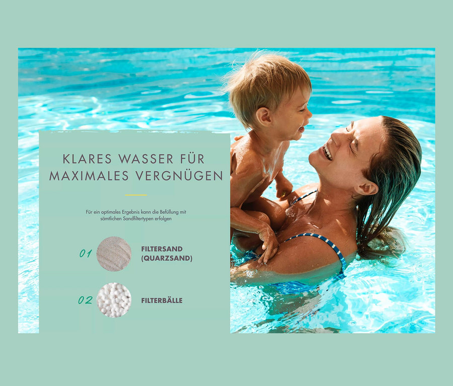 Frau hält Kind im Pool. Im Bild ist auch Werbung für ein Karibu Gartenpool-Set und ein Karibu Minipool-Set.