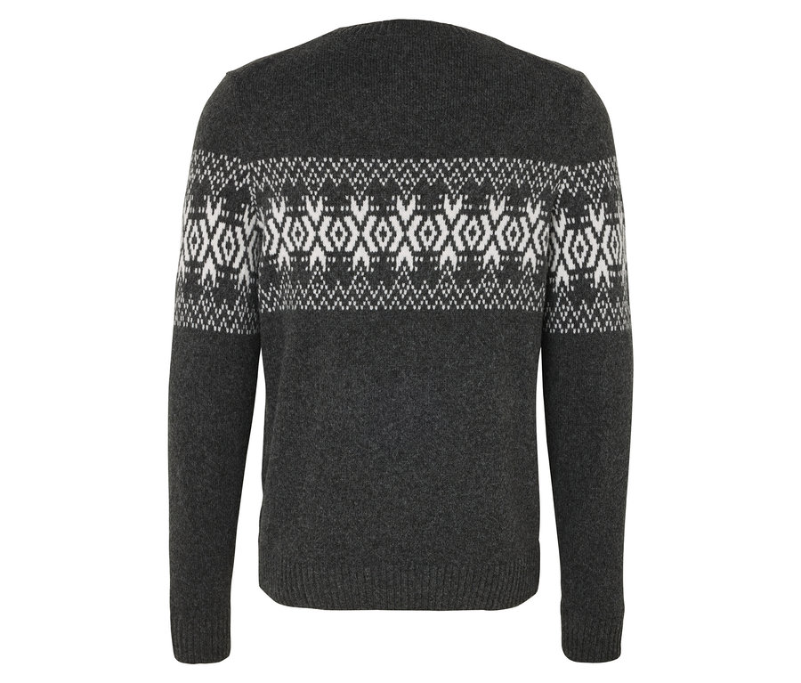 Dunkelgrauer Pullover mit weißem geometrischem Muster auf Brust und Schultern.
