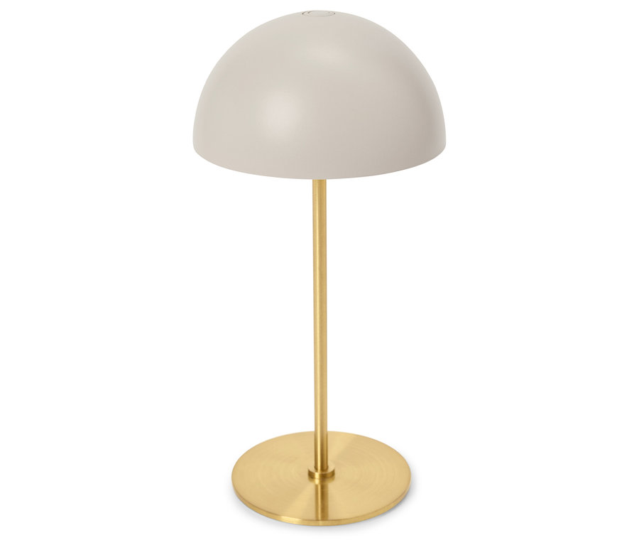 Stehlampe mit hellgrauem, rundem Lampenschirm und goldenem Fuß.