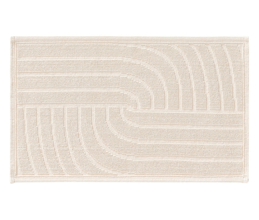 Ein rechteckiger, cremefarbener Teppich mit einem geometrischen Design aus Linien und Bögen.