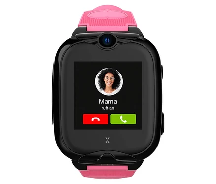 Nahaufnahme der Xplora XGO2 Kinderuhr in Pink, die einen eingehenden Anruf von "Mama" anzeigt.