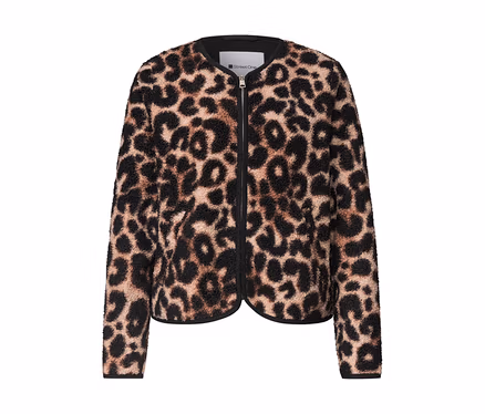 Street One Jacke aus Teddyfleece mit Leopardenmuster und schwarzem Reißverschluss.