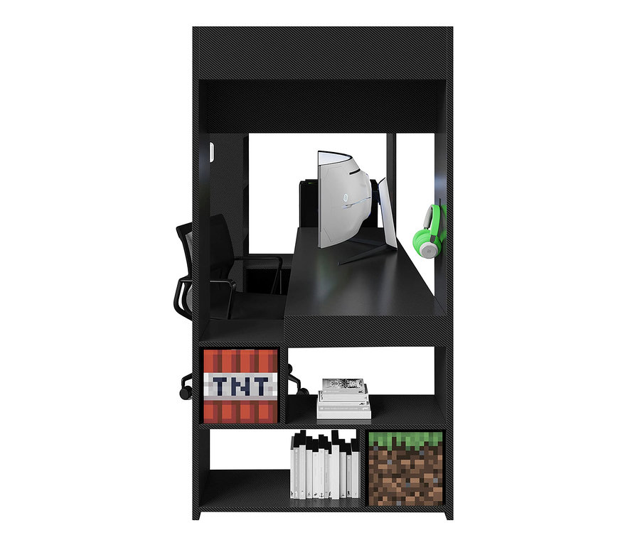 Schwarzgraues Gaming-Regal mit Minecraft-Artikeln, darunter roba Minecraft Gaming-Bett mit Schreibtisch.