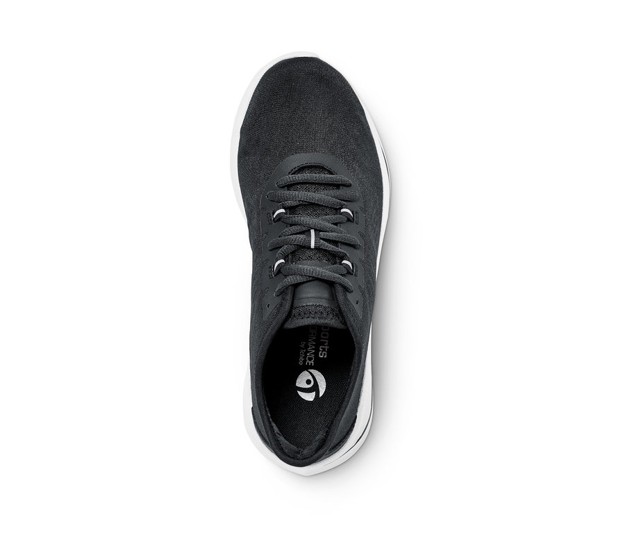 Detailaufnahme von oben eines schwarzen Sneakers mit weißer Sohle.