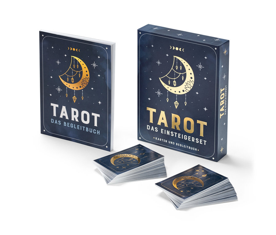 Ein Tarot – das Einsteiger-Set mit Karten und Begleitbuch liegt auf einem weißen Hintergrund.