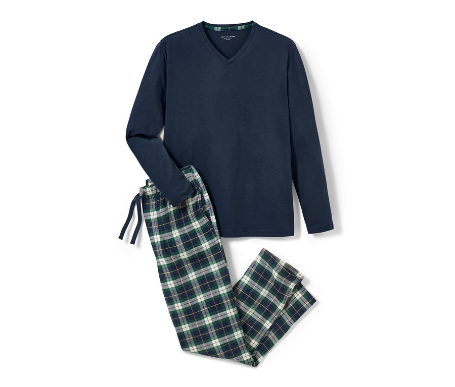 Blaues Langarmshirt mit karierter Flanellhose.