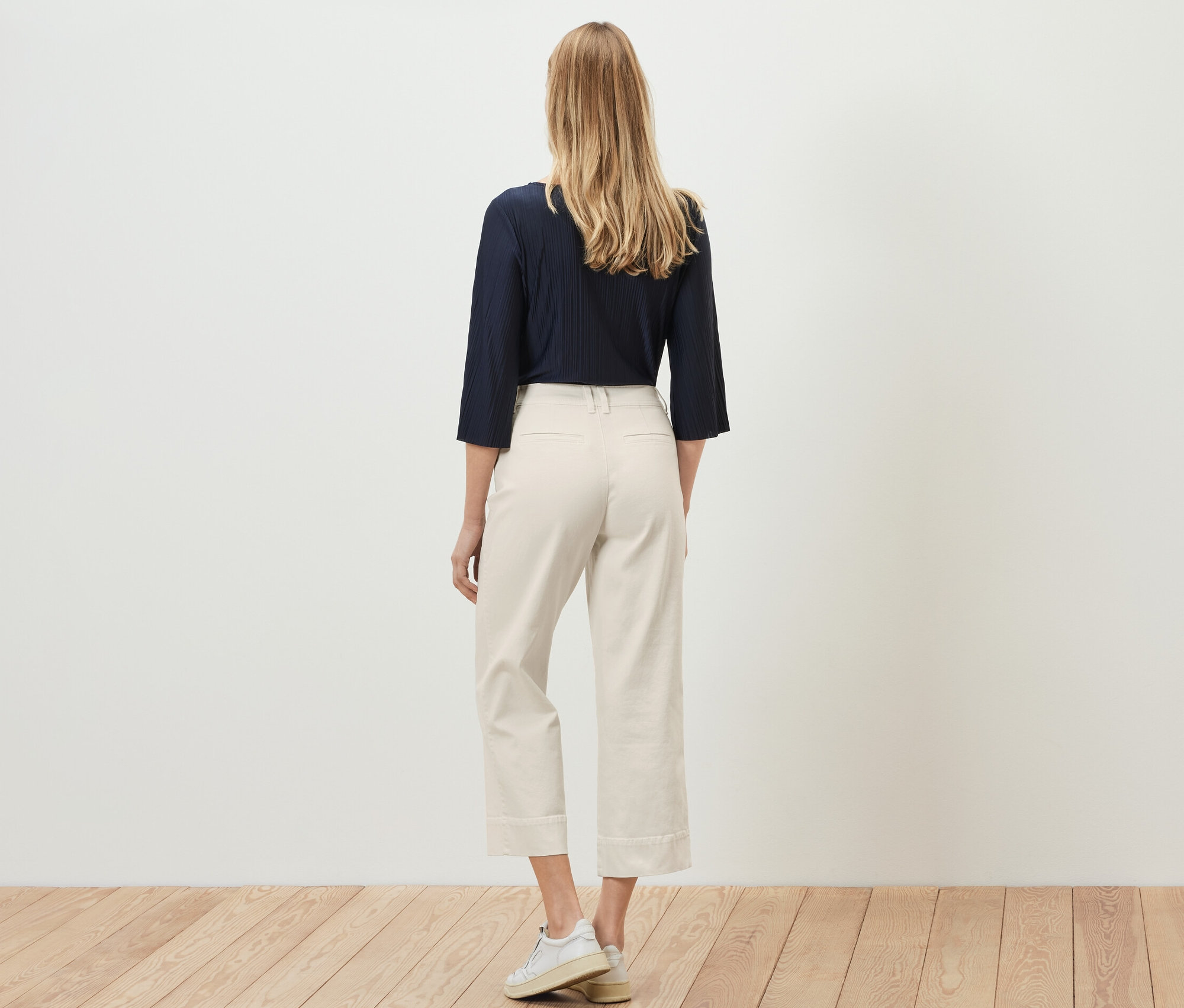 Thumbnail - Tchibo - Flared Jeans – Fit »Cara« - Damen - Gr. 34 - creme