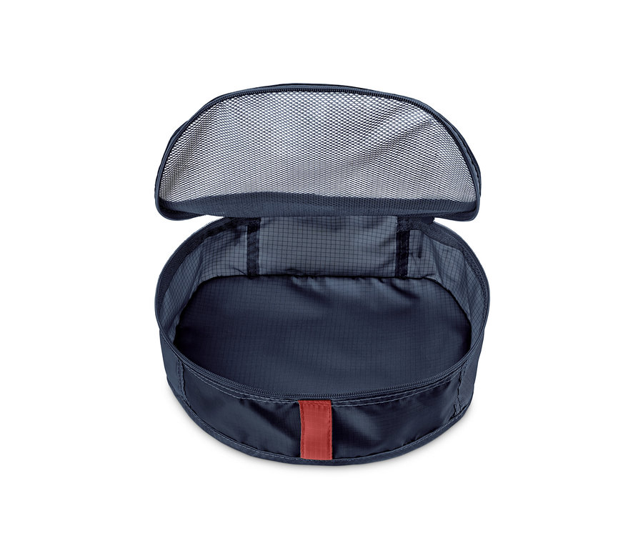 Ein offener, marineblauer 2 Rucksack-Organizer mit Mesh-Oberteil.