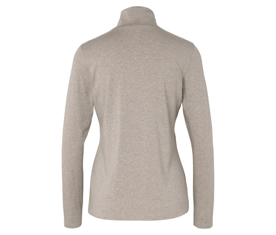 Rückansicht eines beigen Langarmshirts mit Reißverschluss am Hals.