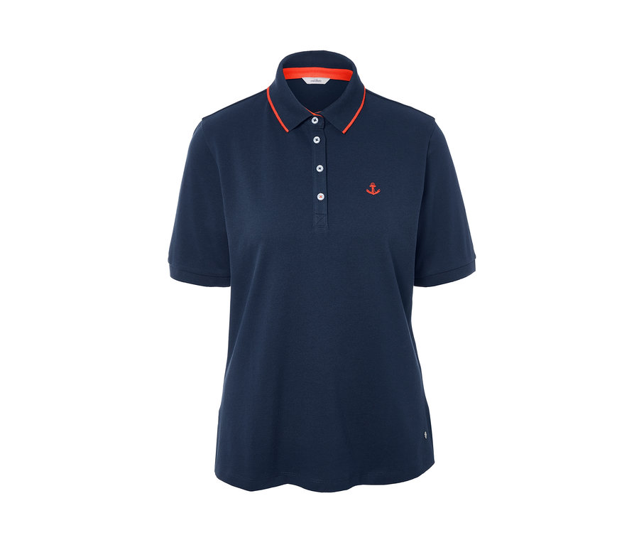Dunkelblaues Poloshirt mit kurzen Ärmeln und orangefarbenen Details.