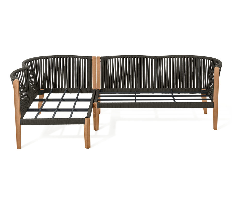 Eine flexible Lounge-Ecke mit Textilgeflecht und Holzfüßen.