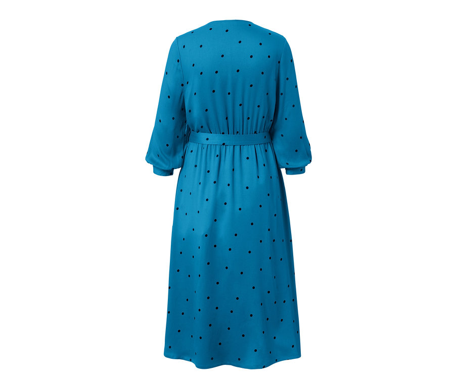 Blaues gepunktetes Webkleid.