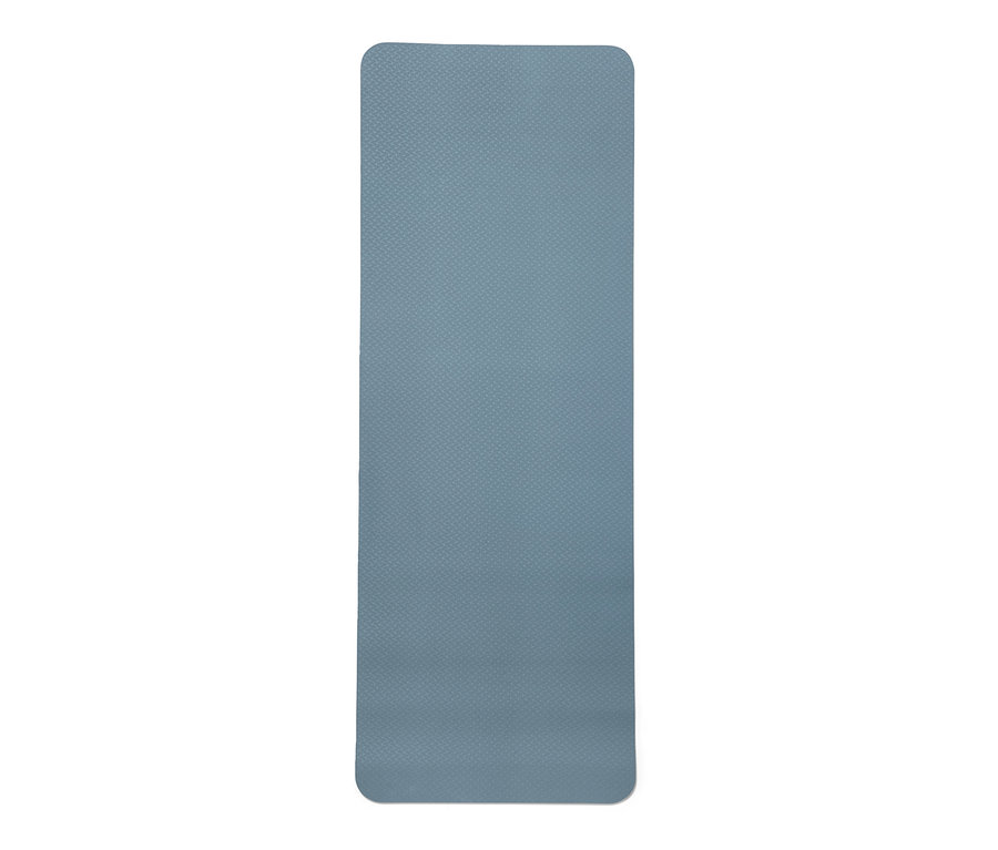 Eine blaue Komfort-Yogamatte.