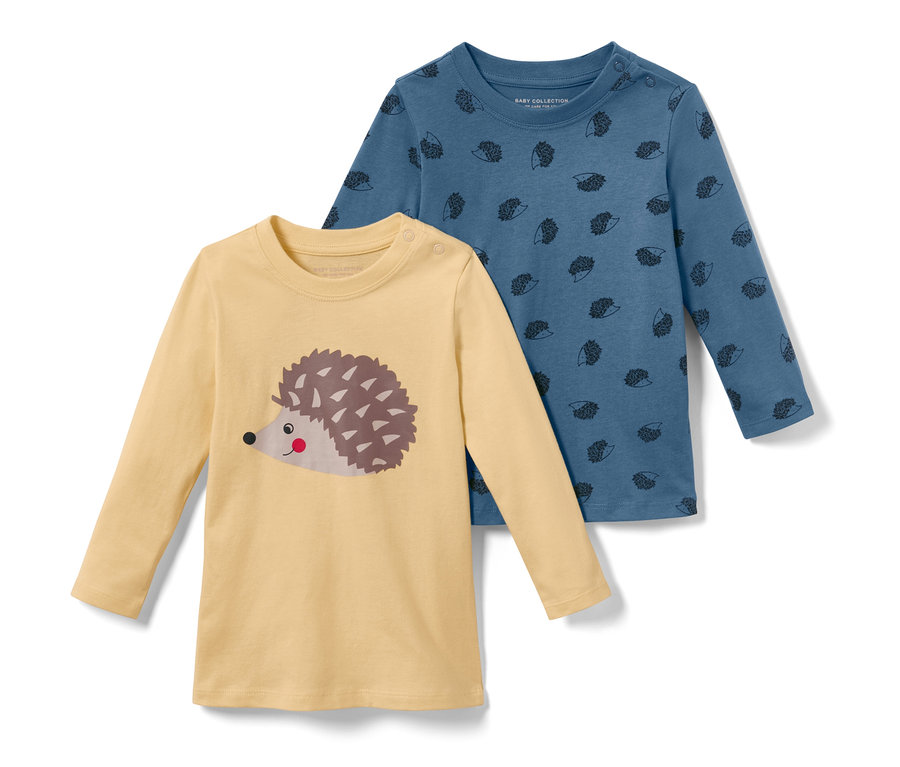 Zwei Kleinkind-Langarmshirts, eins gelb mit Igel-Aufdruck, eins blau mit Igel-Muster.