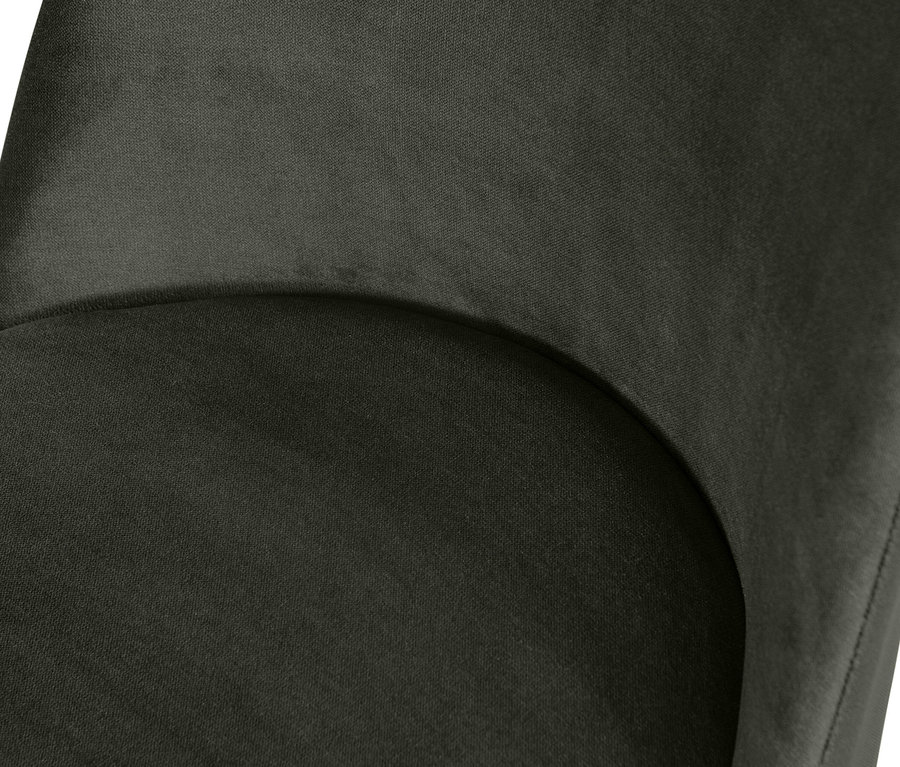 Detailaufnahme eines dunkelgrünen Samt-Esszimmerstuhls »Vogue« von BePureHome.
